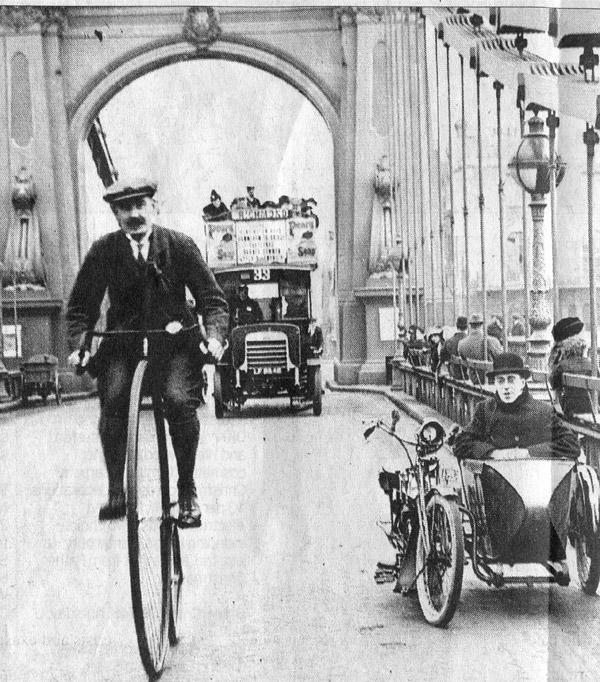 Hammersmith Bridge - 1900